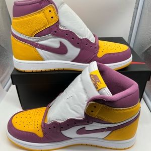 Brand new Nike air Jordan 1 high retro